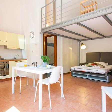 Altido Colorful Studio For 4 Near Leaning Tower With Parking Pisa Exterior foto
