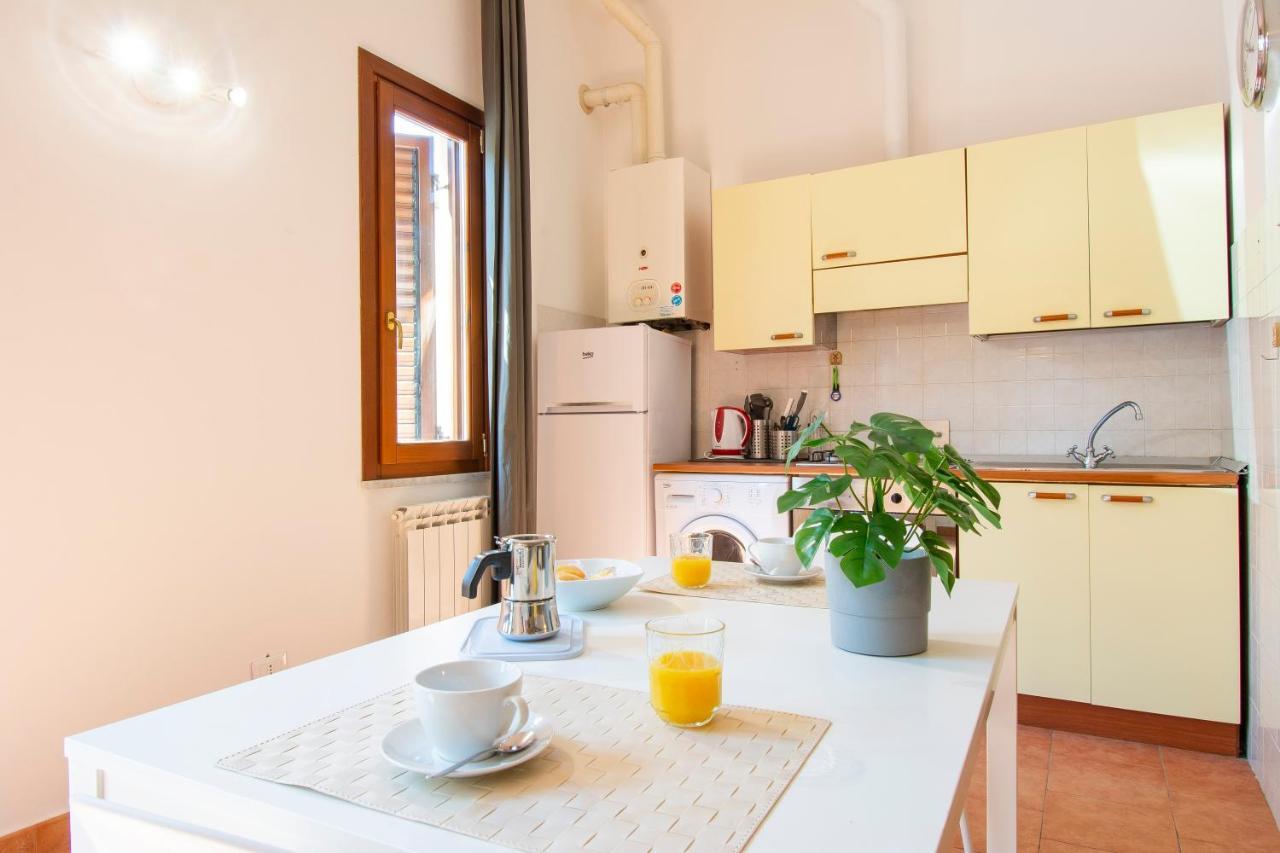 Altido Colorful Studio For 4 Near Leaning Tower With Parking Pisa Exterior foto